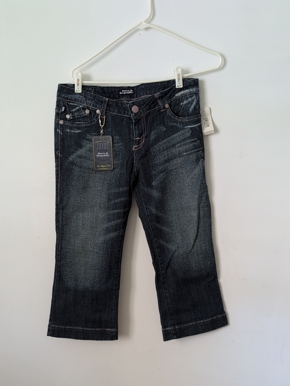Rock & Republic Dark Grey Cropped Jeans with Subtle Fading